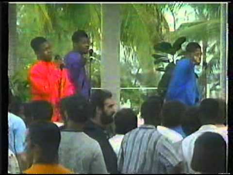 Boyz II Men live in Jamaica 1991- Please Don't Go